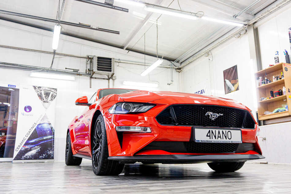 Ford Mustang zabezpieczony powłoką ceramiczną 4nano